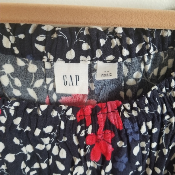 GAP Ruffle A-Line Dress - Picture 3 of 8
